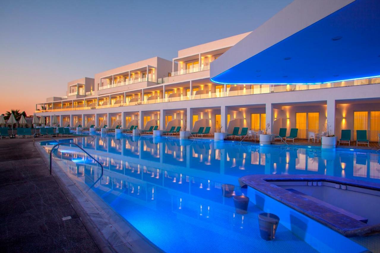 Aliathon Aegean Hotel Paphos Exterior photo